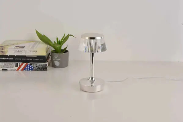 Portabel bordslampa - Silver