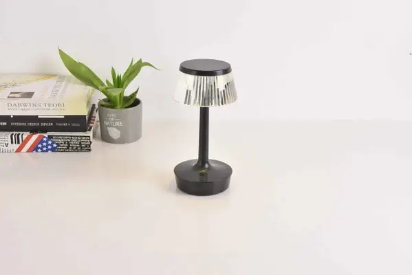 Portabel bordslampa - Svart
