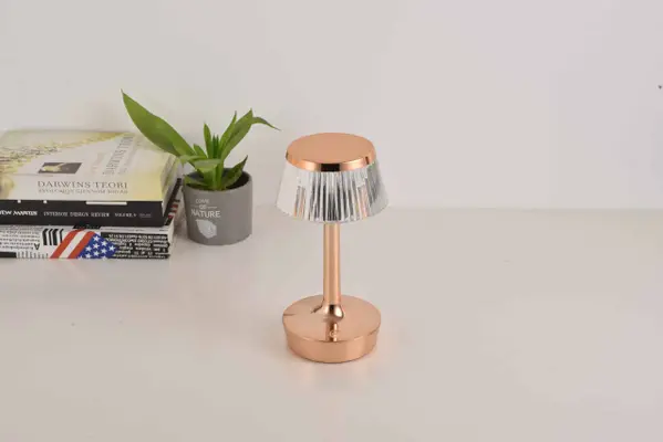 Portabel bordslampa - Rosa guld