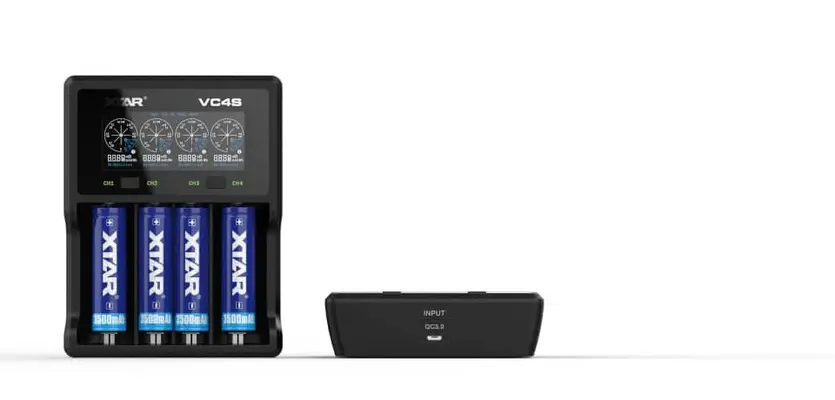 XTAR VC4S Batteriladdare