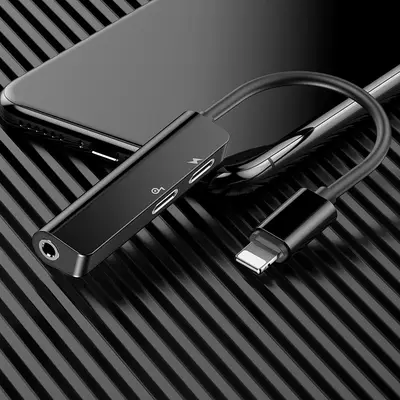 Baseus Lightning Adapter, Dubbla Lightning + Aux 3.5 mm - Svart
