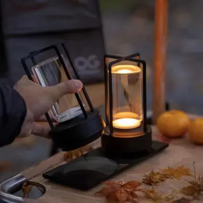 Bordslampa lantern design led svart färg