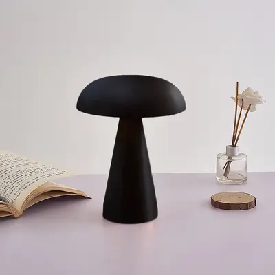 Bordslampa mushroom mattsvart
