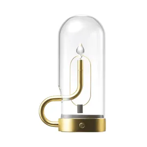 Bordslampa chamberstick design guld