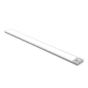 Garderobslampa LED med rörelsesensor, 233 mm - Silver