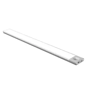 Garderobslampa LED med rörelsesensor, 400 mm - Silver