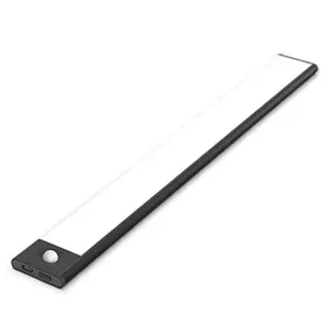 Garderobslampa LED med rörelsesensor, 400 mm - Svart